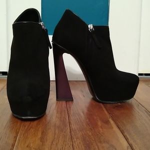 Gorgeous Giuseppe Zanotti booties